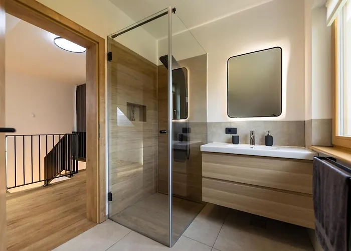 Styria Estate, Near Terme Olimia Podplat